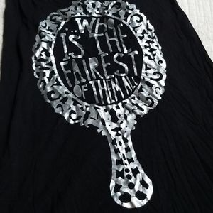 🌟10 FOR $30 Divided Snow White Black Tank Top